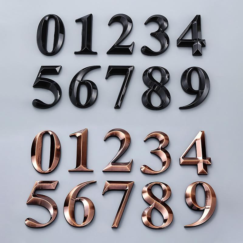 Cyfra na dom plastikowa 8  brązowa-17,5cm