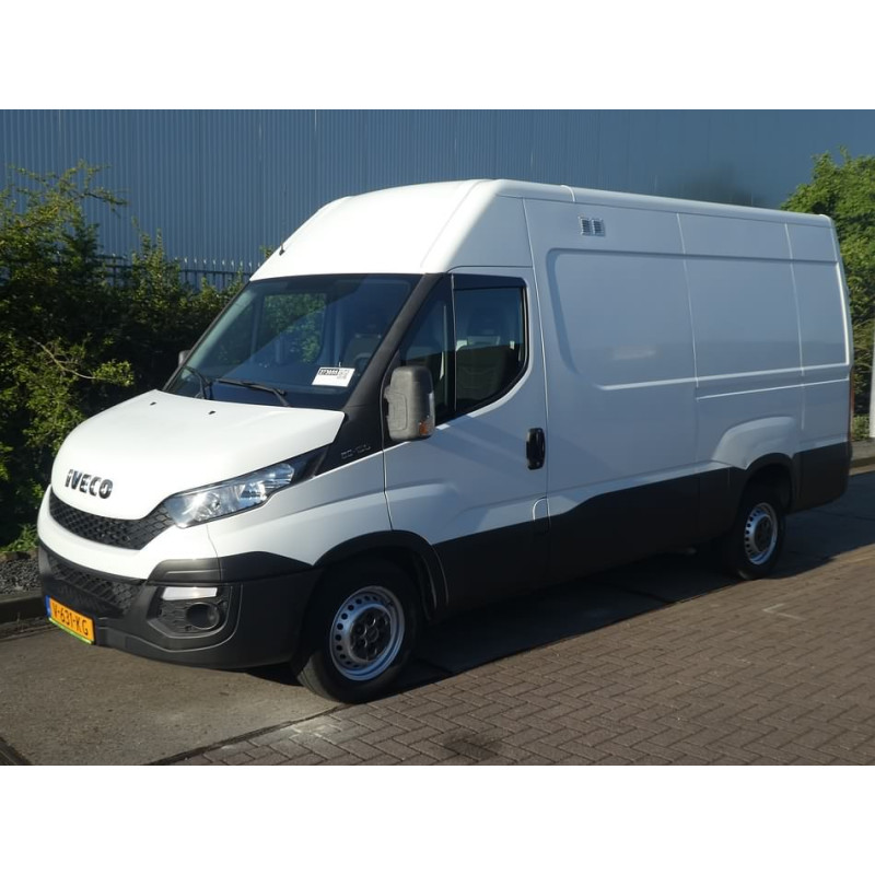 Samochód ciężarowy IVECO 35S15